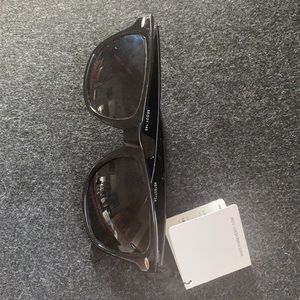 Forever21 black sunglasses